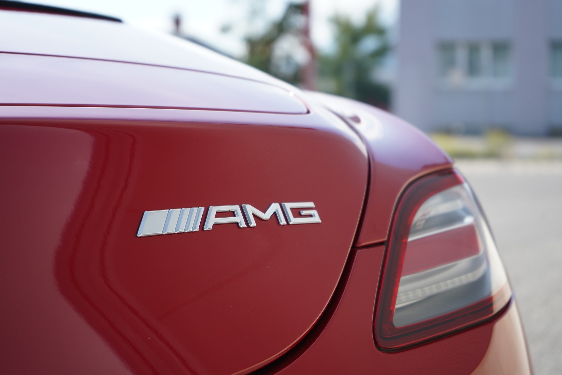 MERCEDES-BENZ SLS AMG Roadster-image-11