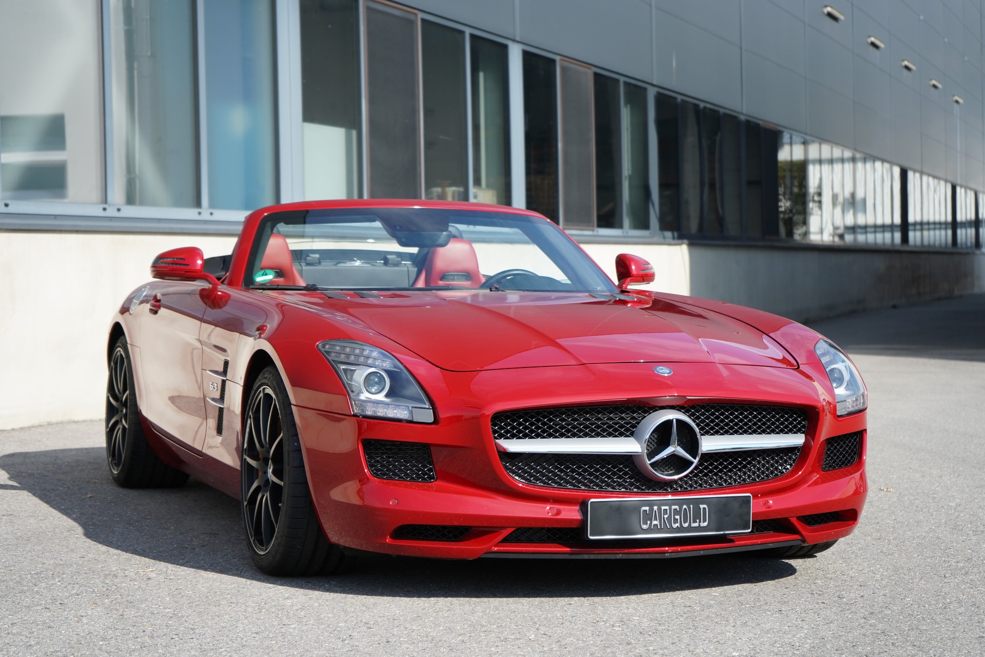 MERCEDES-BENZ SLS AMG Roadster-image-12