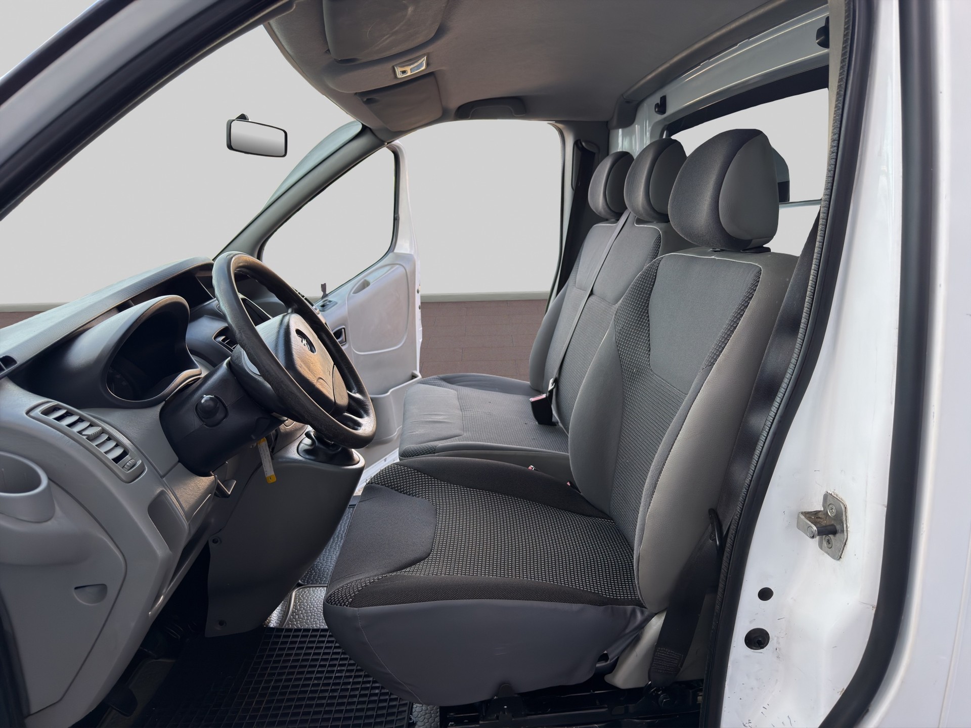 OPEL Vivaro 2.0 CDTI 2.7t L1H1-image-7