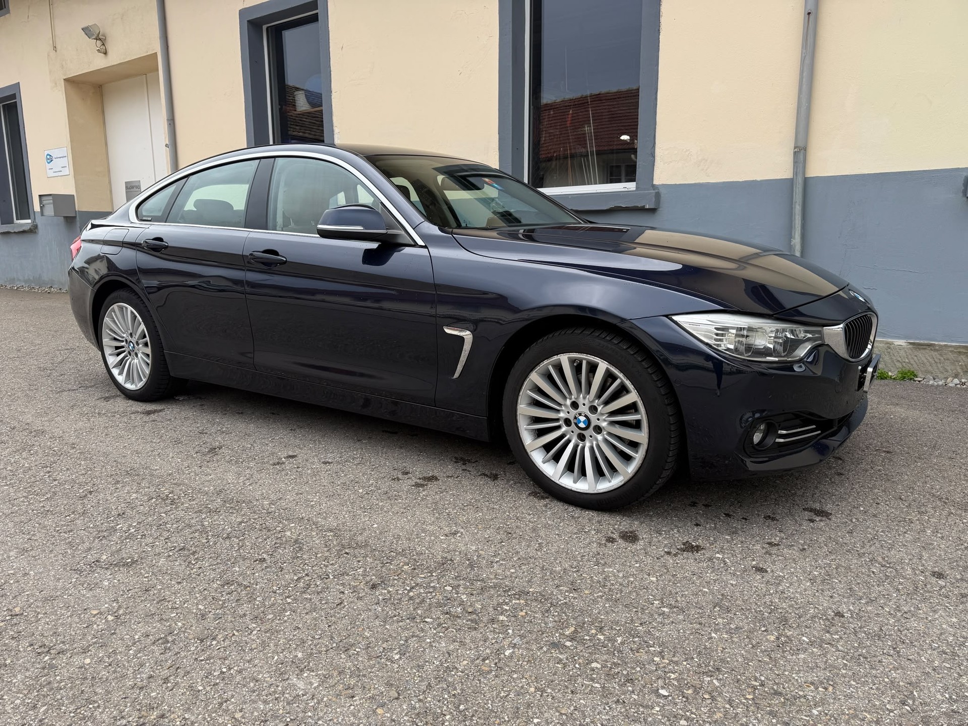 BMW 420d Gran Coupé xDrive Luxury Line Steptronic-image-10