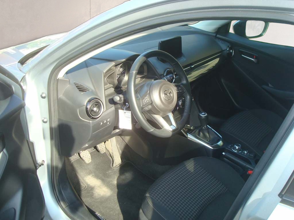 MAZDA 2 1.5 90 Ambition Plus-showroom-element-3
