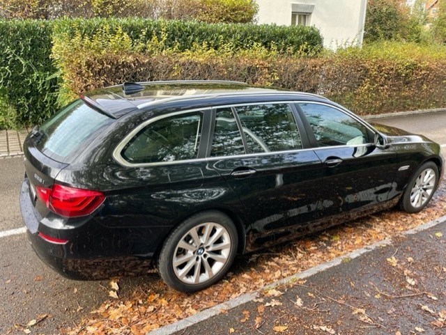 BMW 528i Touring xDrive Steptronic-image-3