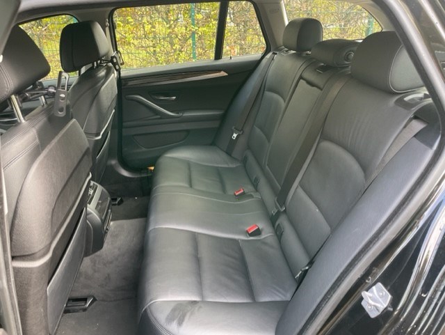 BMW 528i Touring xDrive Steptronic-image-9