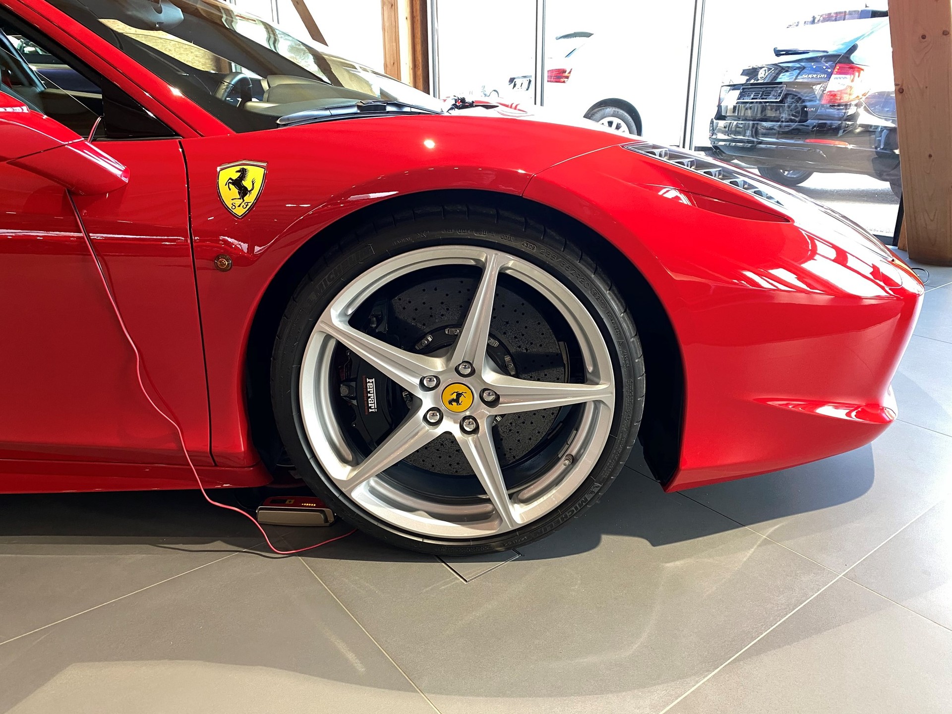 FERRARI 458 Italia 4.5 V8-image-4