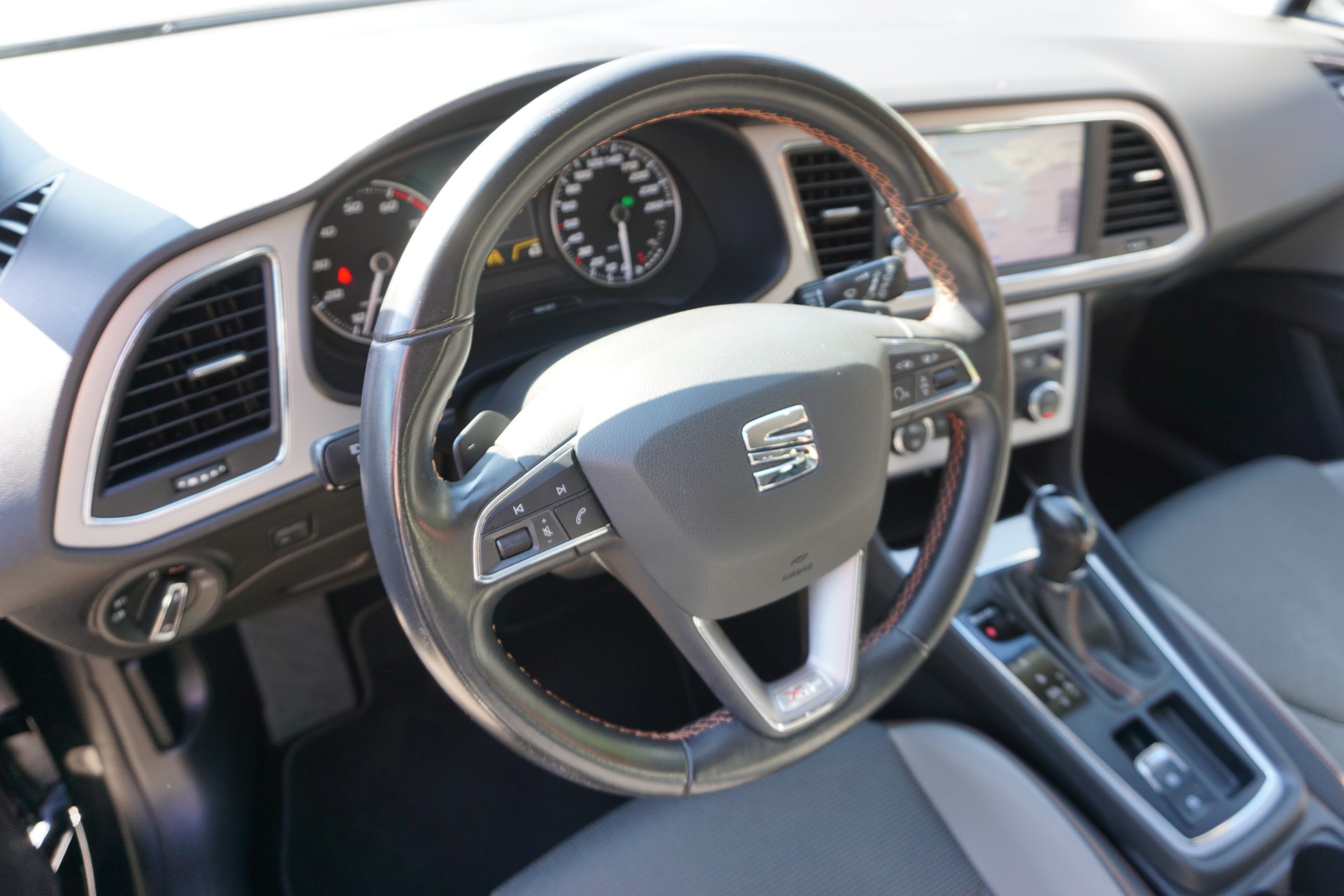 SEAT Leon ST 1.8 TSI X-Perience 4Drive DSG-image-10