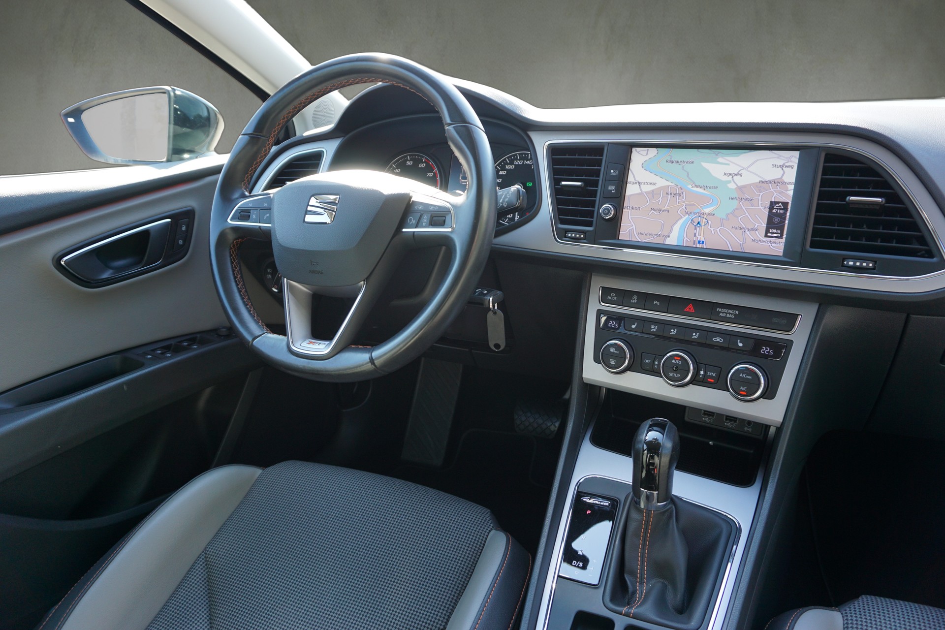 SEAT Leon ST 1.8 TSI X-Perience 4Drive DSG-image-9