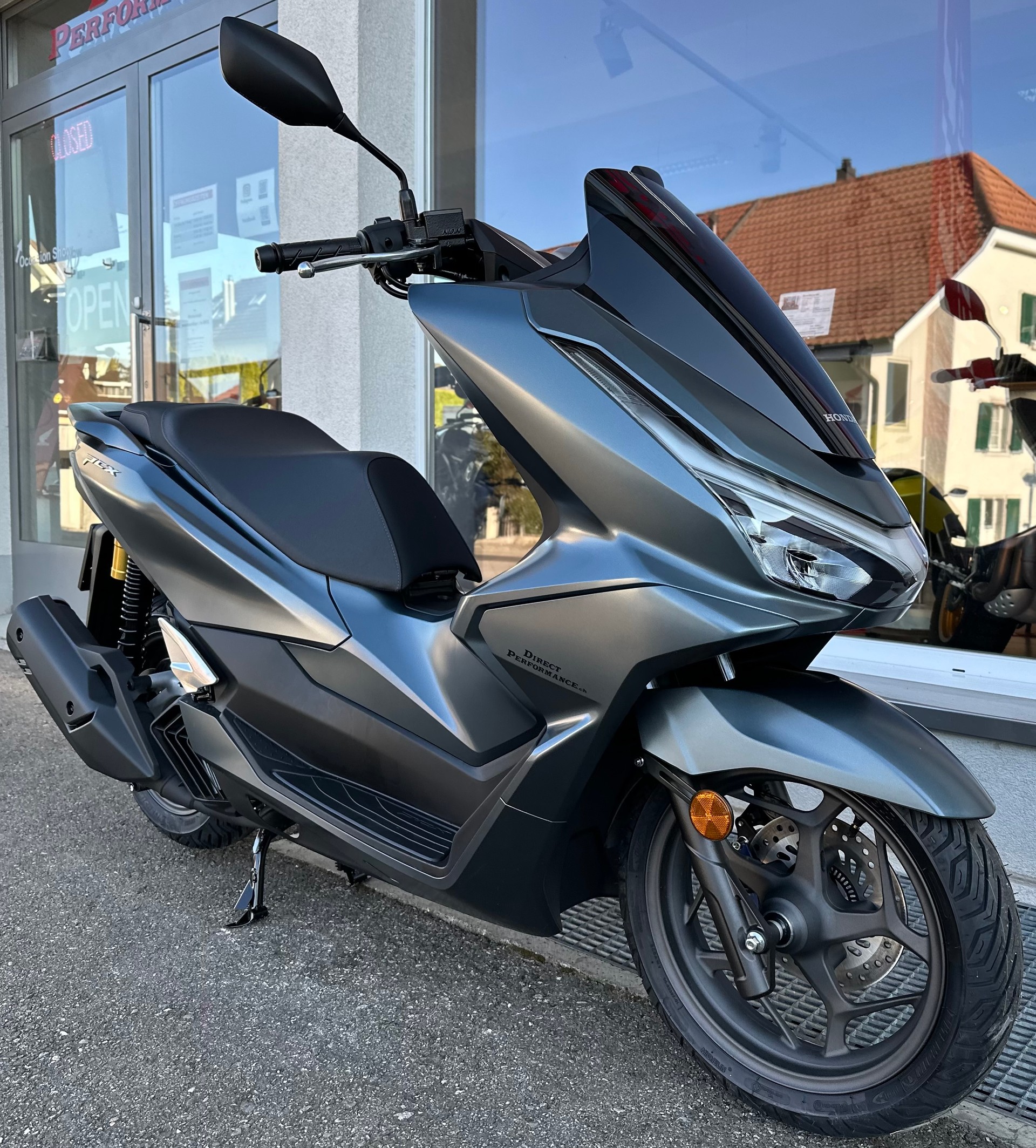 HONDA PCX 125 DX - TFT Konnektivität-showroom-element-2