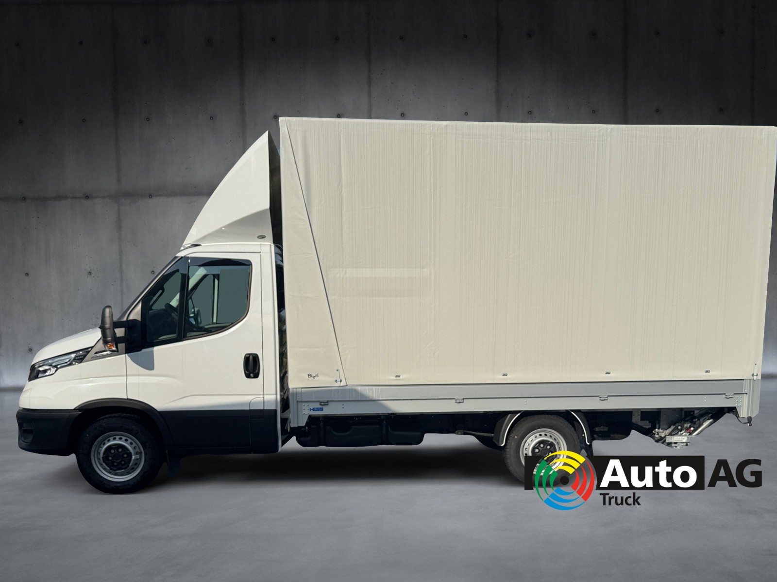 IVECO Daily Brücke m.Verdeck+Hebebühne-image-1