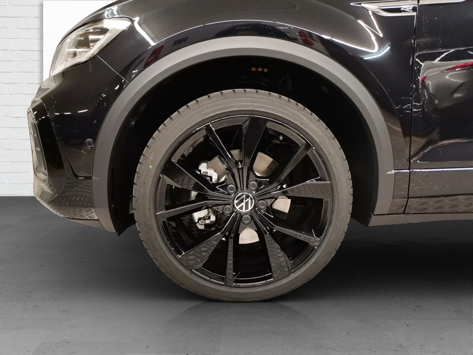 VW T-Roc 2.0 TSI R-Line DSG 4motion-image-5