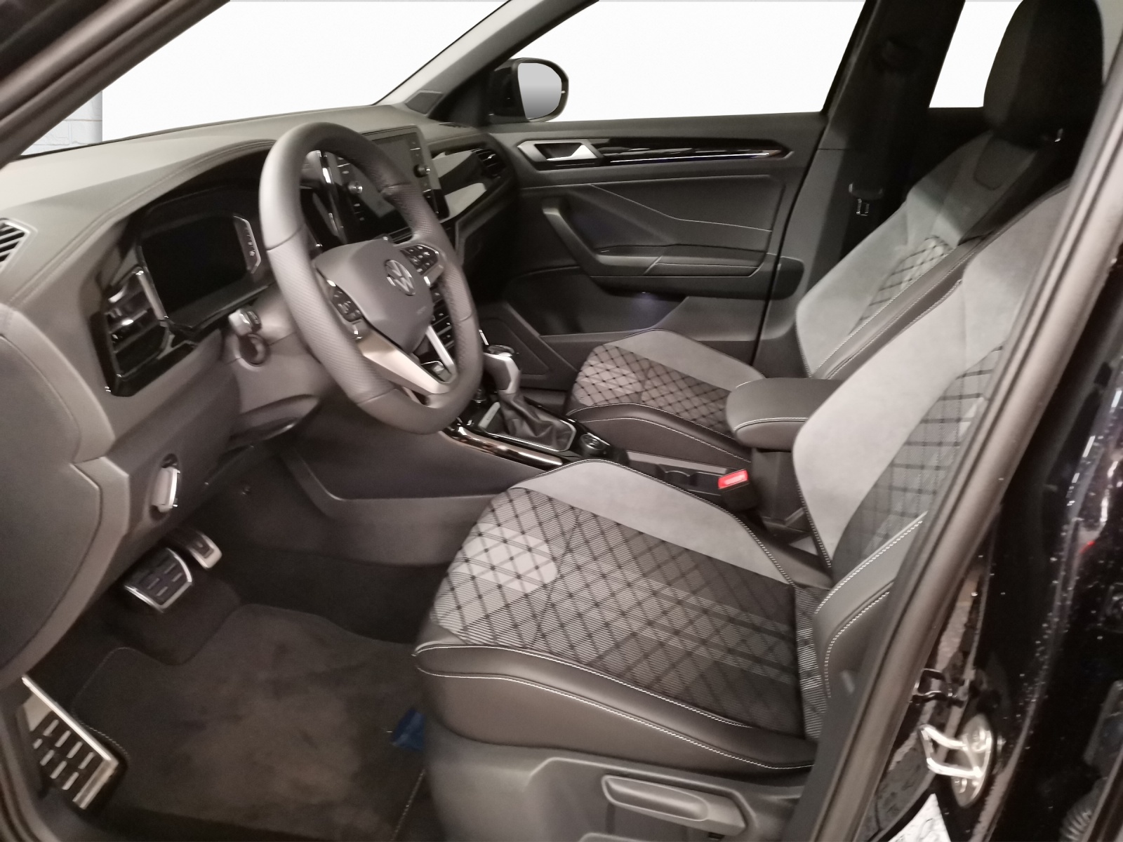 VW T-Roc 2.0 TSI R-Line DSG 4motion-image-6