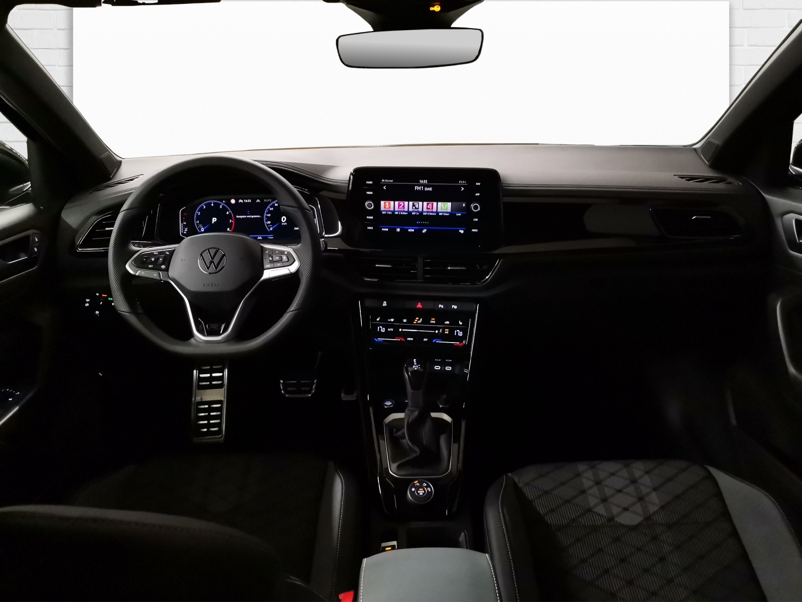 VW T-Roc 2.0 TSI R-Line DSG 4motion-image-7