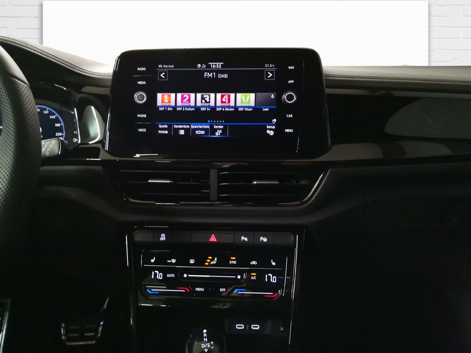 VW T-Roc 2.0 TSI R-Line DSG 4motion-image-8