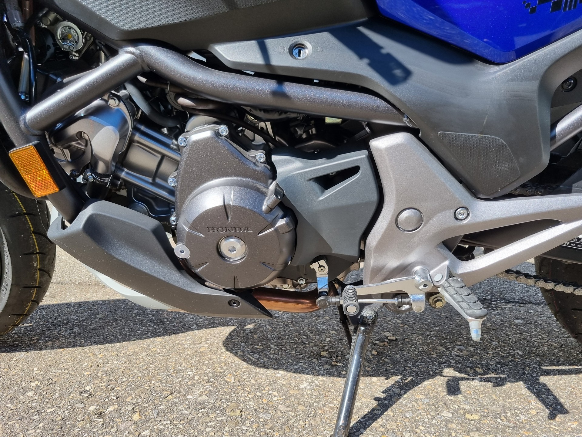 HONDA NC 750 S ABS-showroom-element-2