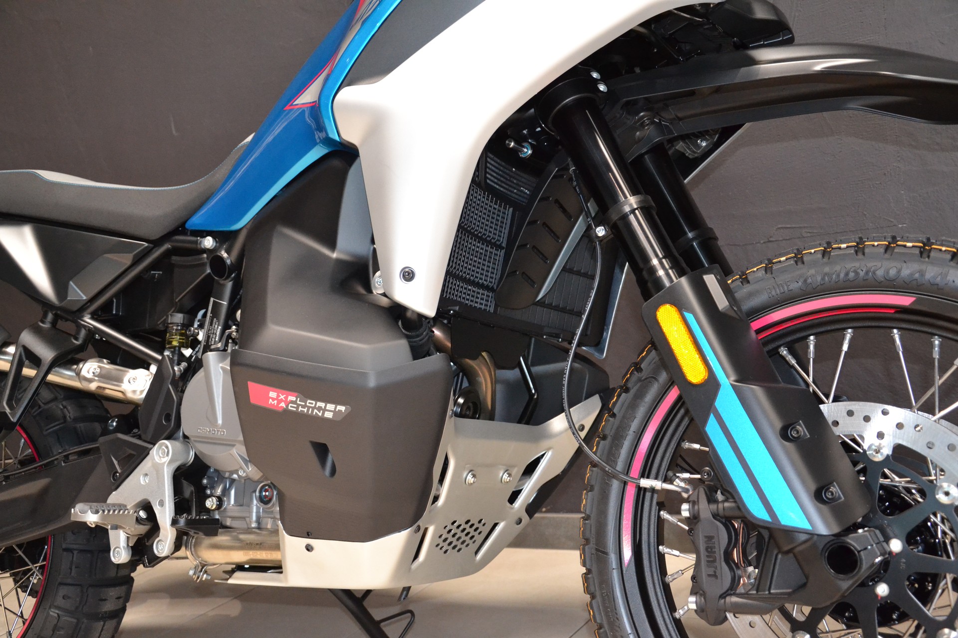 CF MOTO 800 MT-X-image-3