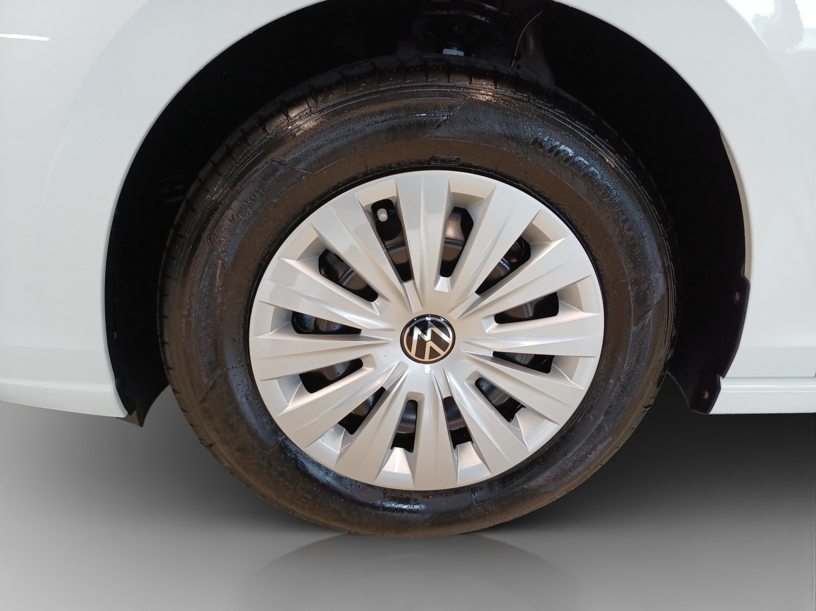 VW Golf 1.5 e TSI mHEV Basis DSG-image-13