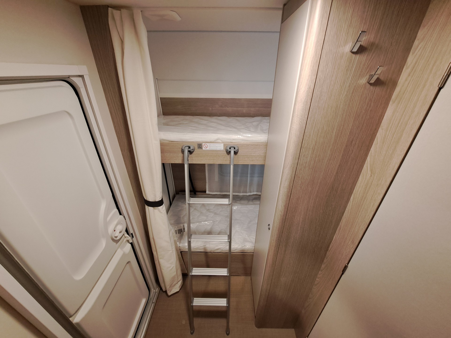 BÜRSTNER Premio Life 490 TK-image-7