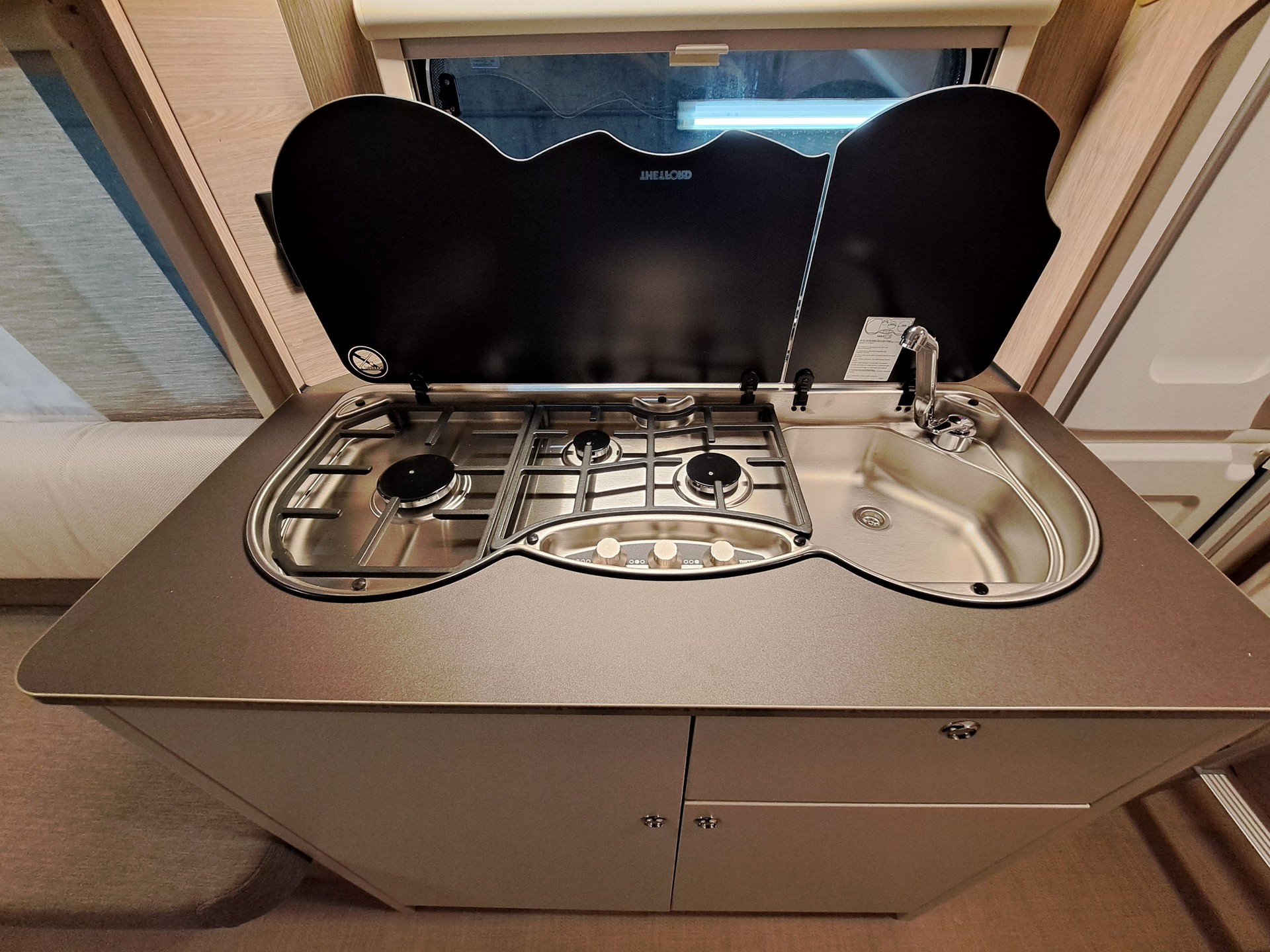 BÜRSTNER Premio Life 490 TK-image-2
