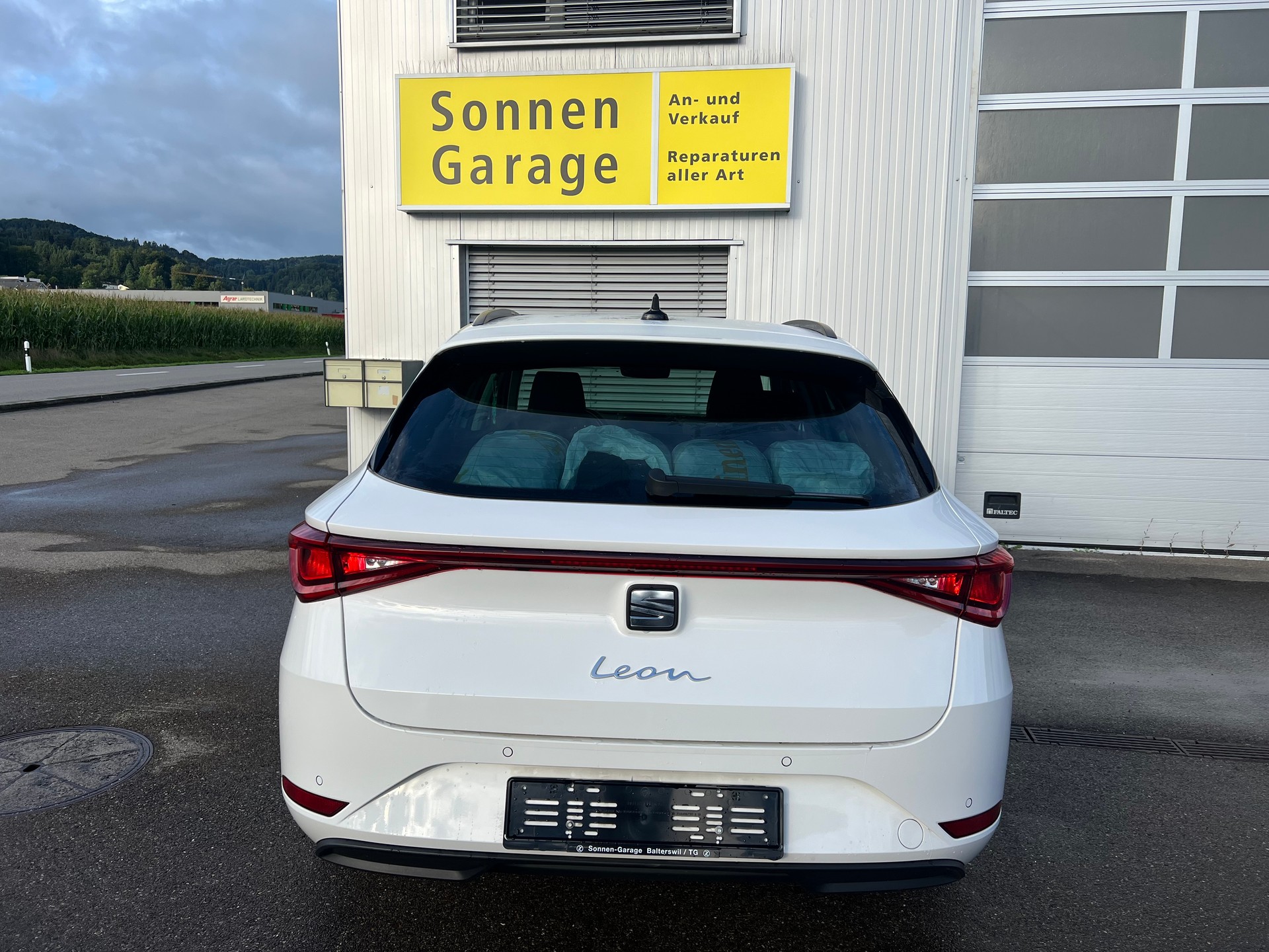 SEAT Leon ST 2.0 TDI EVO DSG Style-image-4