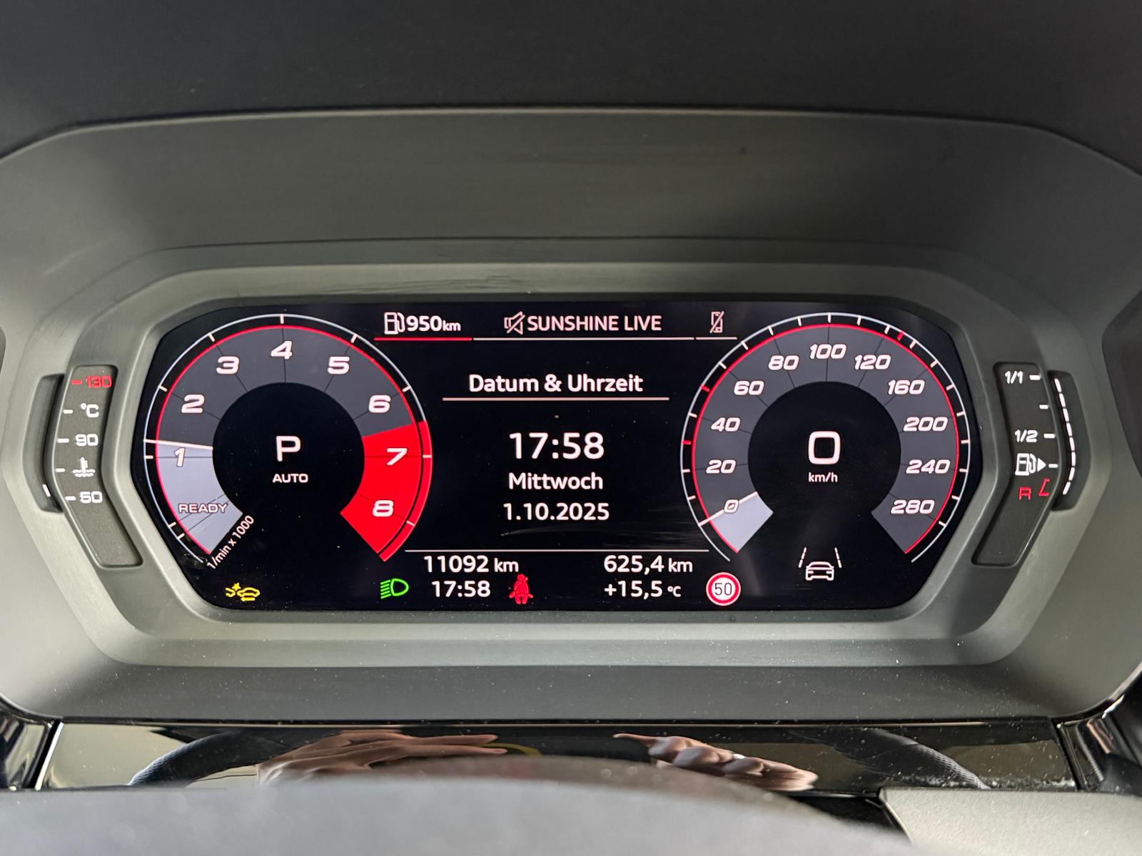 AUDI A3 Sportback 1.5 35 TFSI S Line S-Tronic-image-9