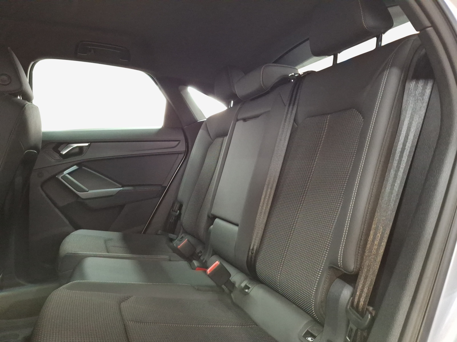 AUDI Q3 Sportback 35 TFSI Attraction S-tronic-image-11