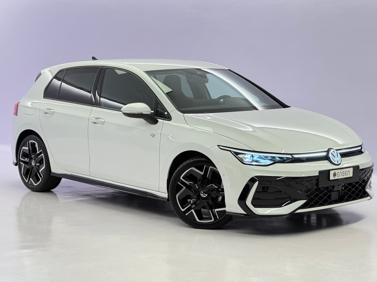 Golf VIII 1.5 eTSI R-Line DSG