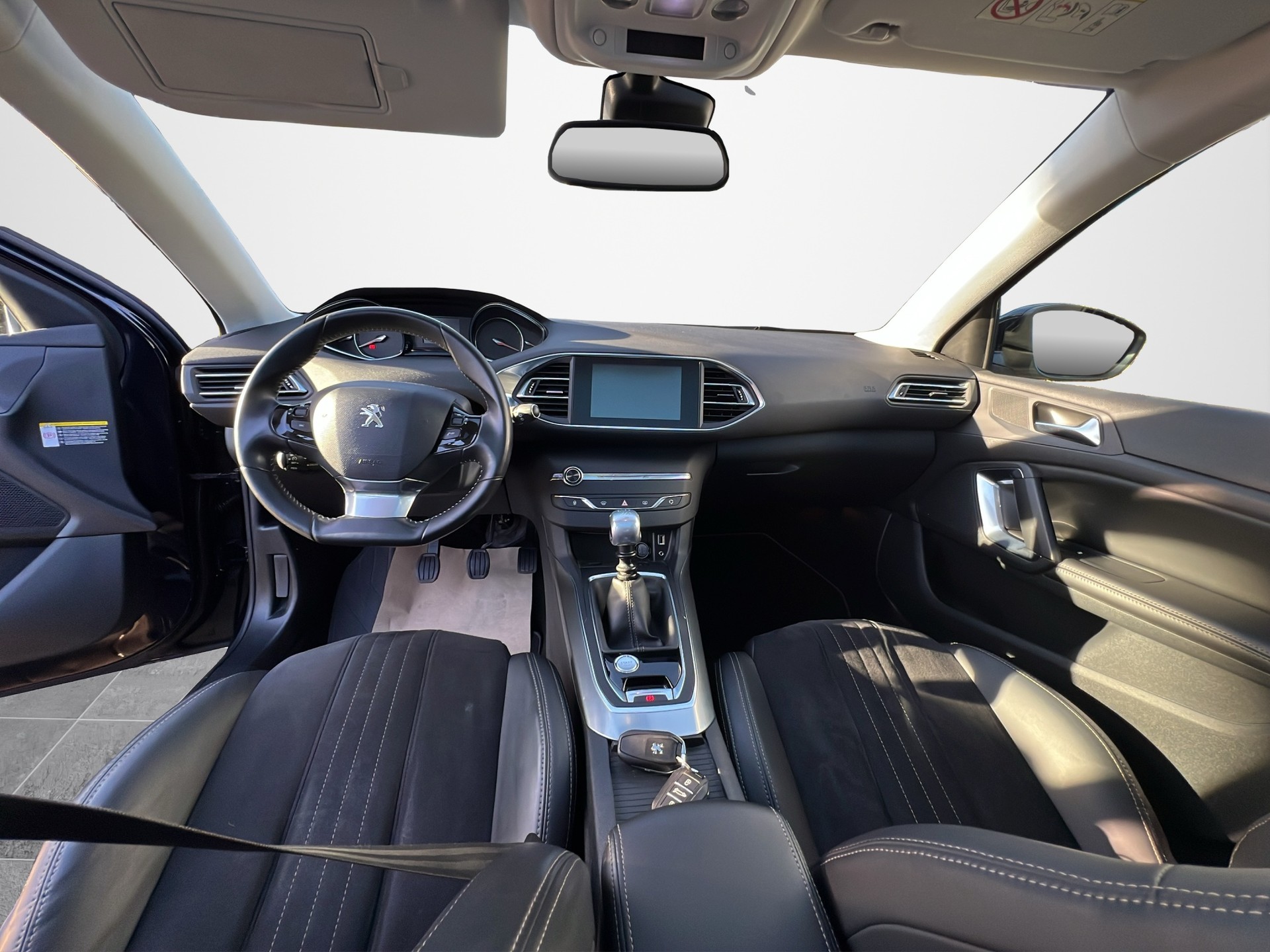 PEUGEOT 308 1.6 THP Féline-image-12