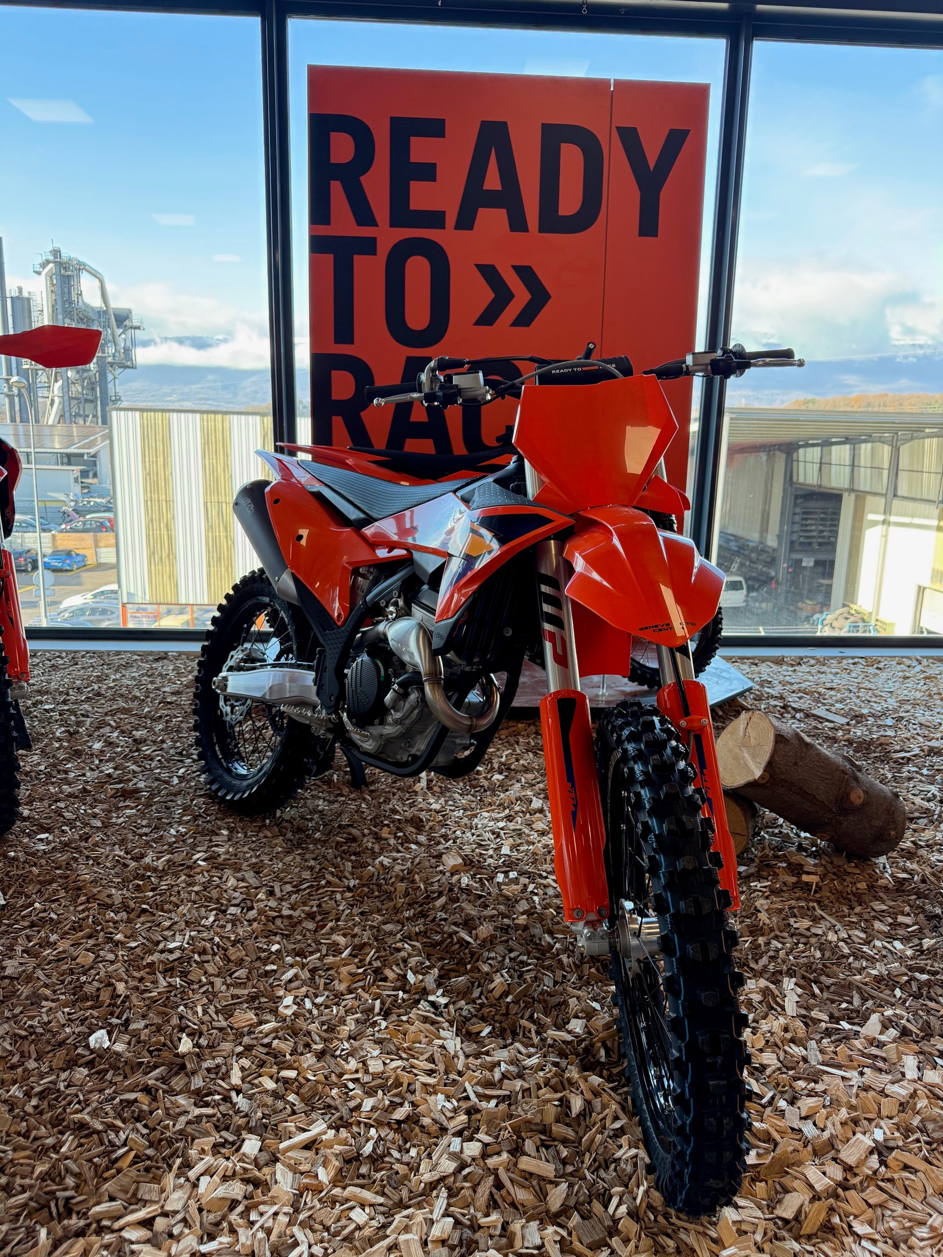 KTM 250 SX-F 2026-showroom-element-1