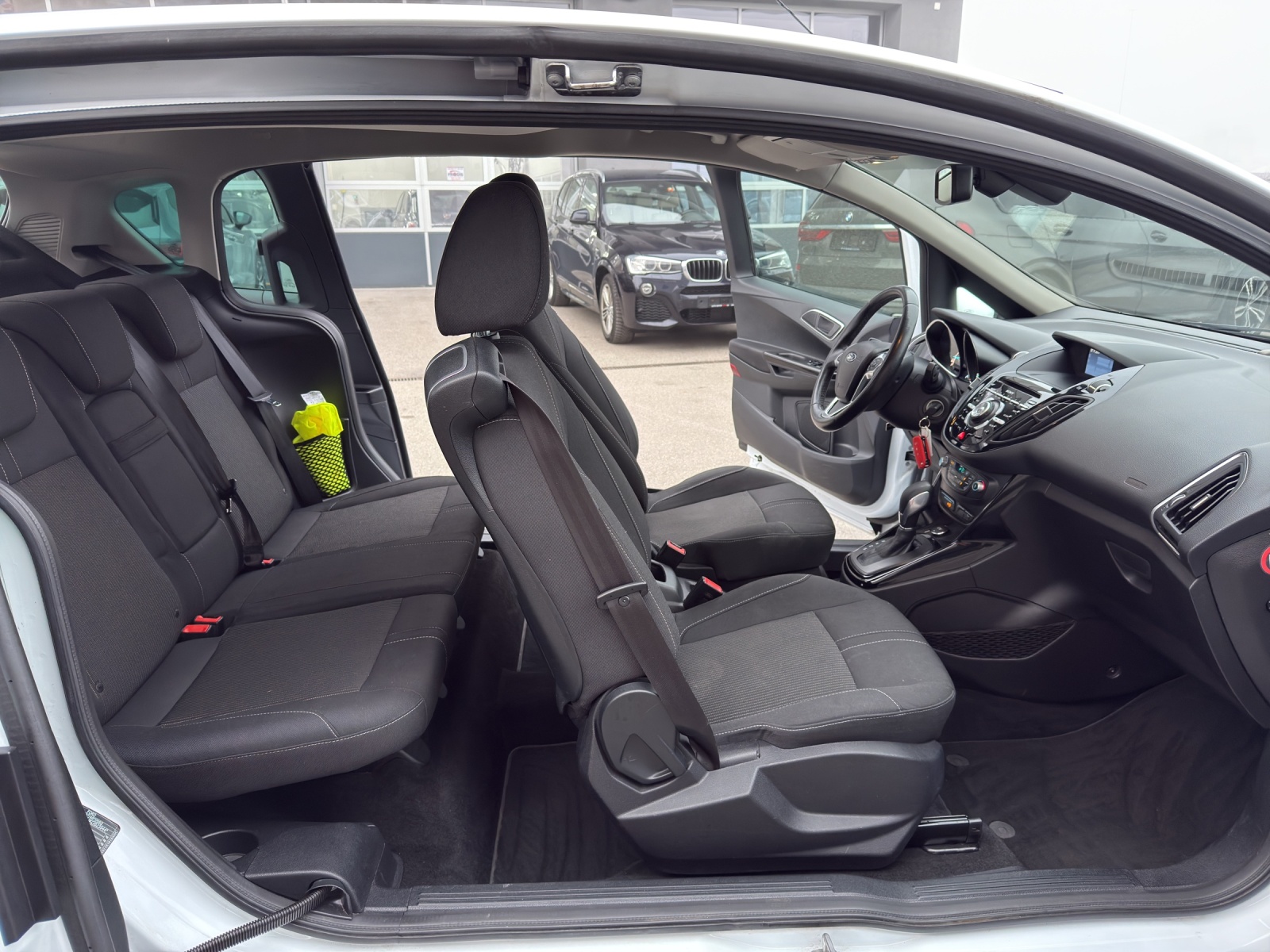 FORD B-Max 1.6 Ti-VCT Trend PowerShift-image-28