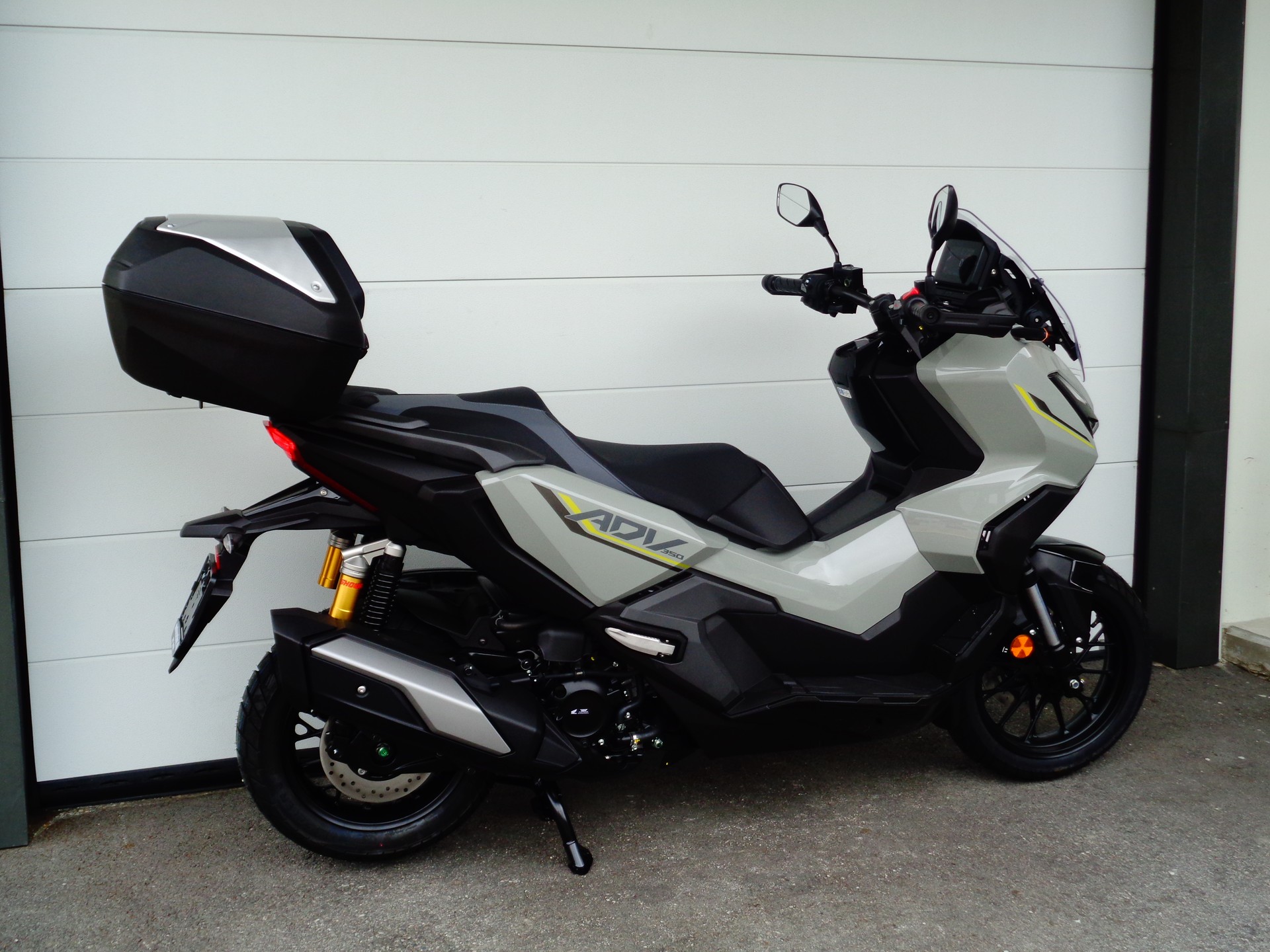 HONDA ADV 350-image-6