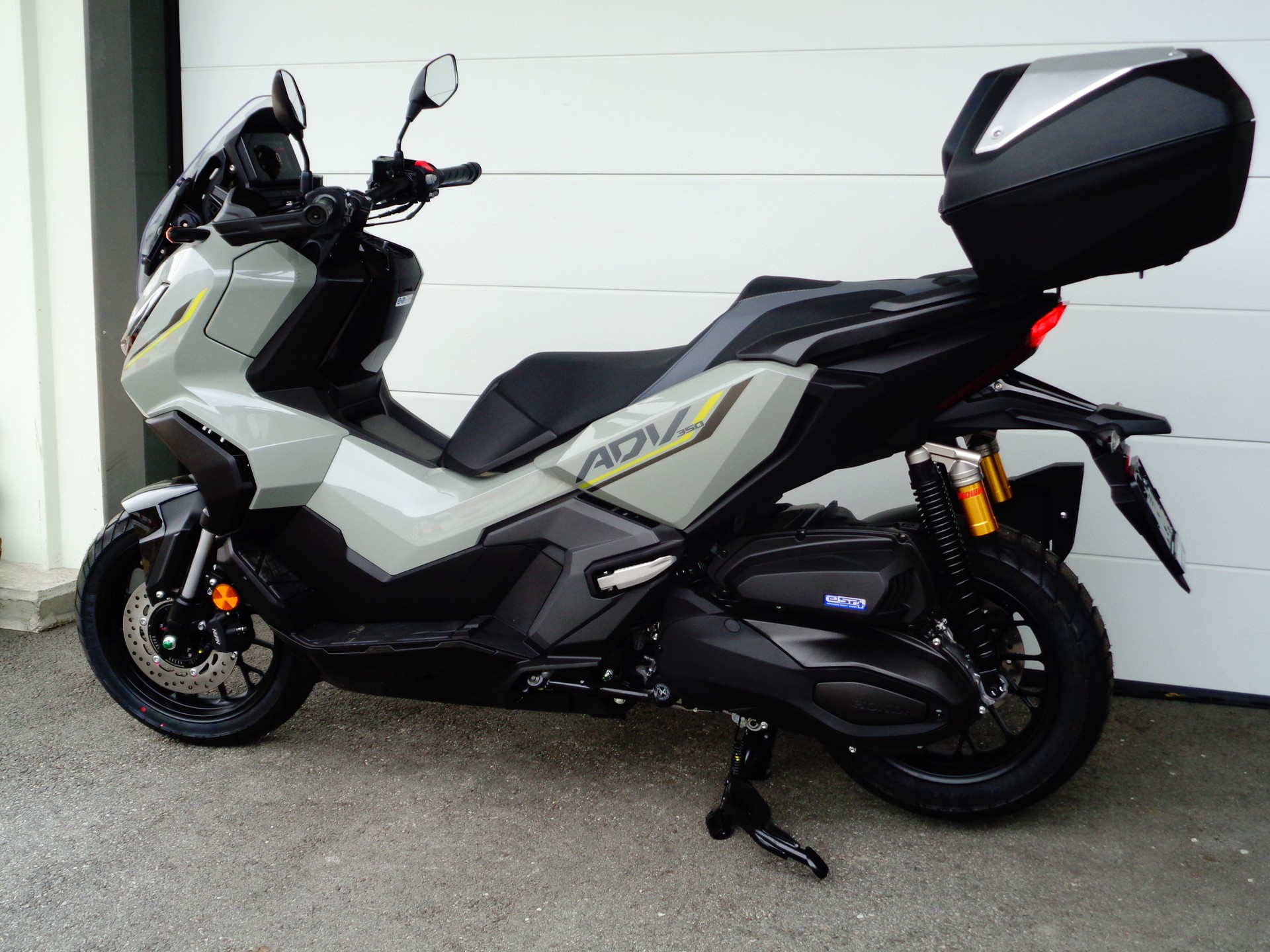 HONDA ADV 350-image-11
