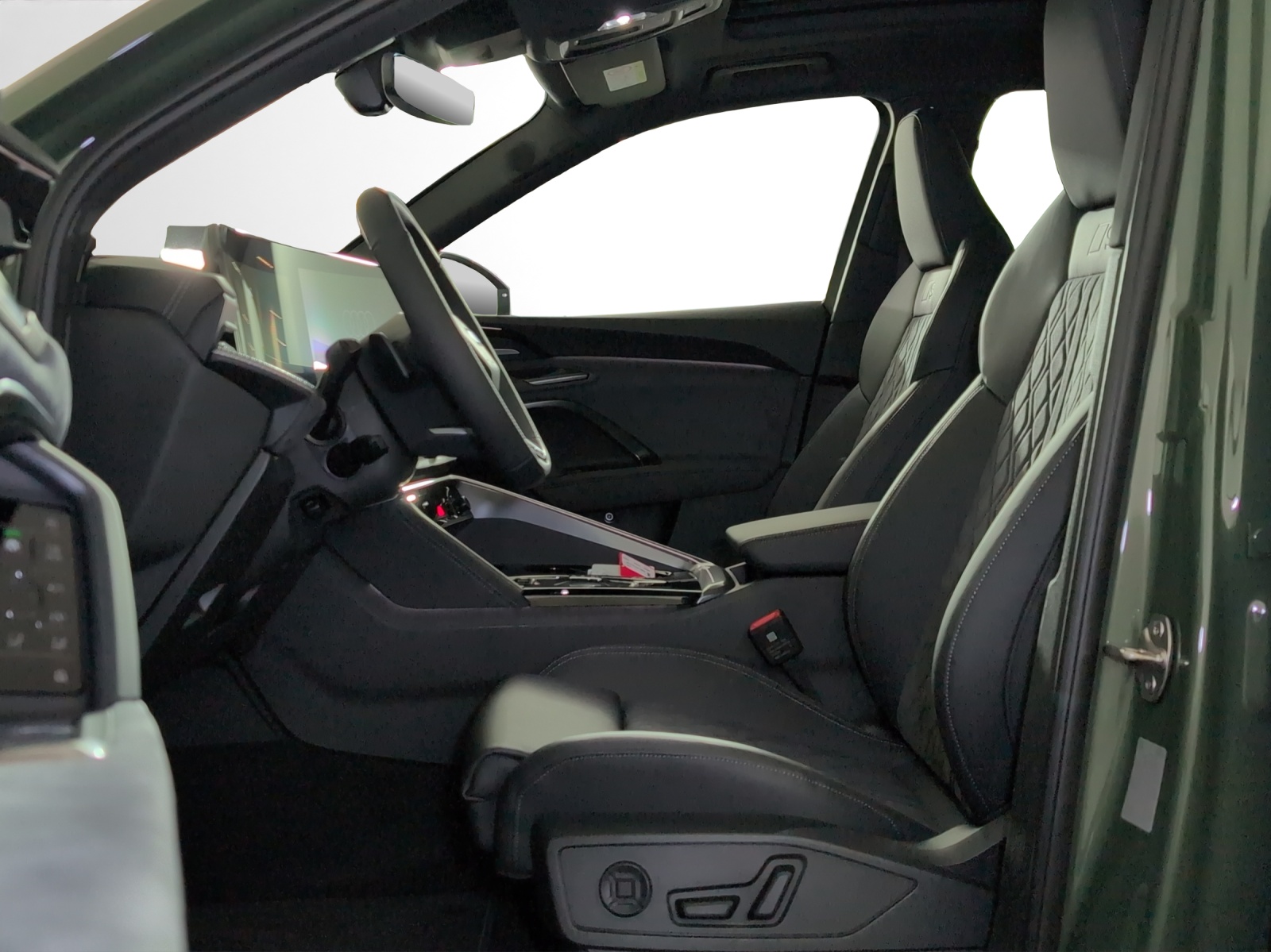 AUDI SQ5 TFSI quattro S-tronic-image-5
