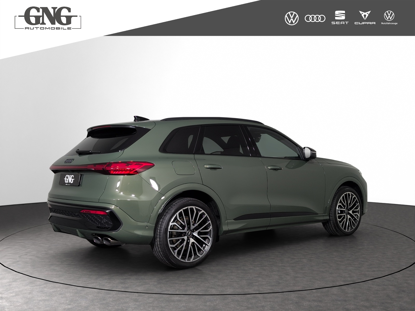 AUDI SQ5 TFSI quattro S-tronic-image-2