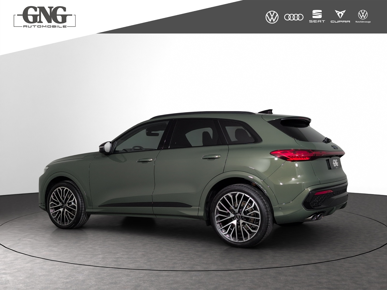 AUDI SQ5 TFSI quattro S-tronic-image-1