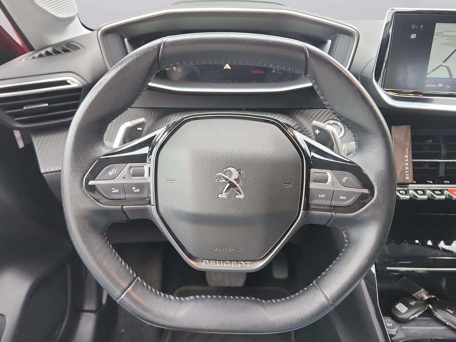 PEUGEOT 208 1.2 PureTech GT Line EAT8-image-8