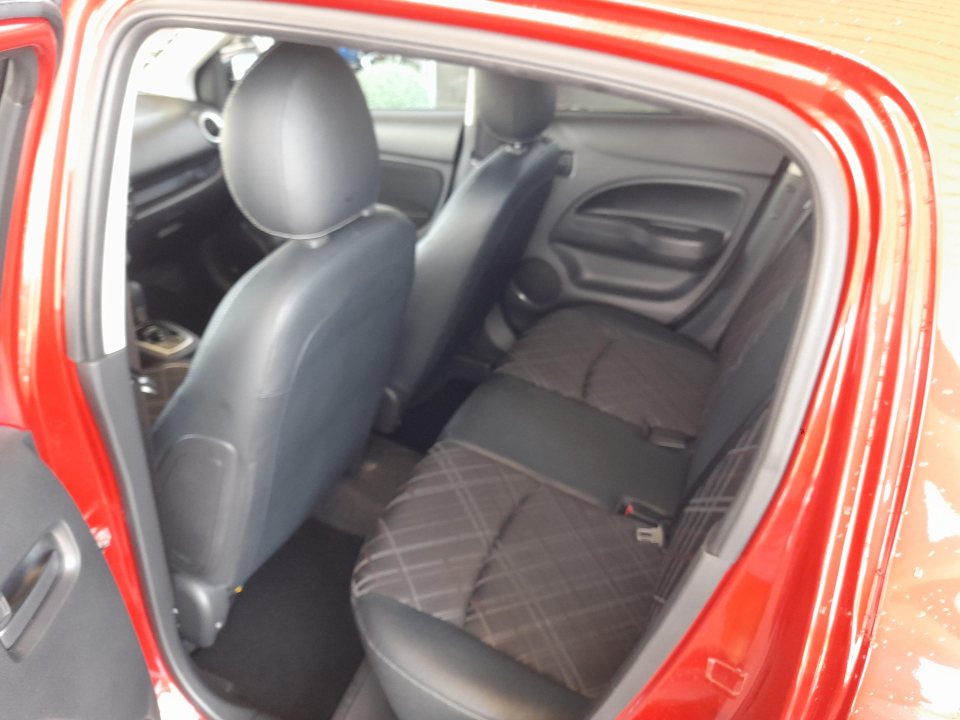 MITSUBISHI Space Star 1.2 MIVEC Intense+-image-4
