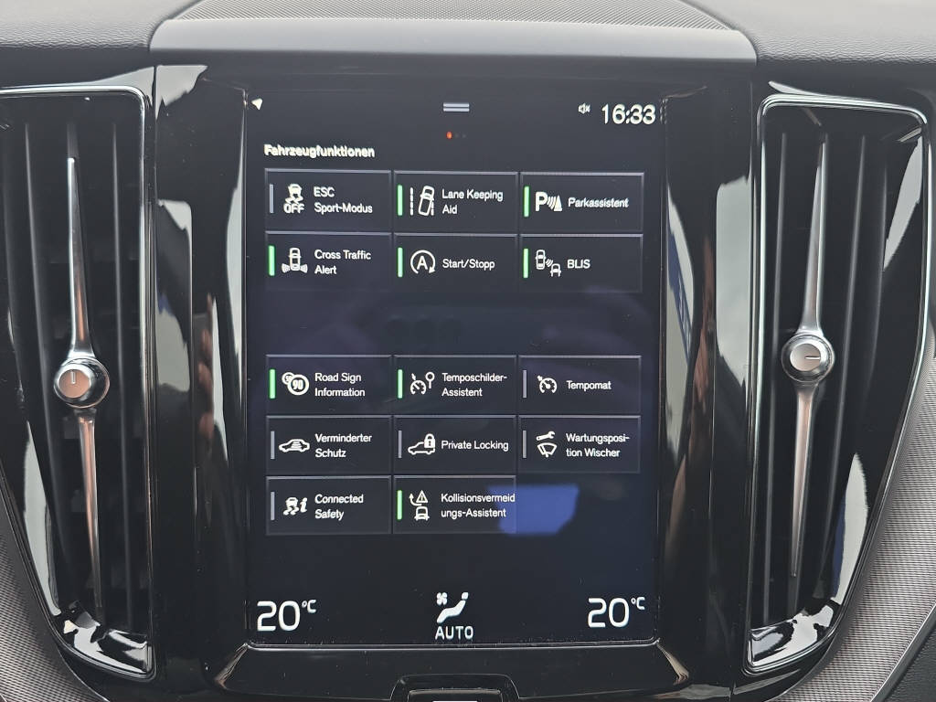 VOLVO XC60 2.0 D5 R-Design AWD-image-21