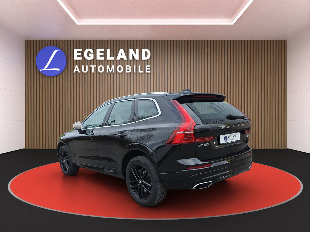VOLVO XC60 2.0 D5 R-Design AWD-image-4