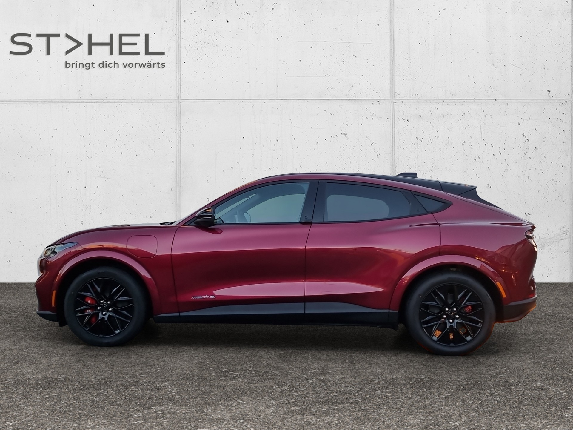 FORD Mustang Mach-E Premium AWD-image-1