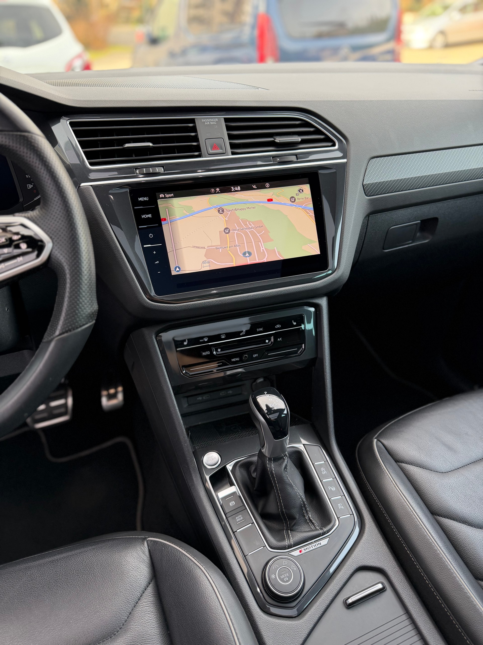 VW Tiguan 2.0TSI R-Line 4Motion DSG-image-7