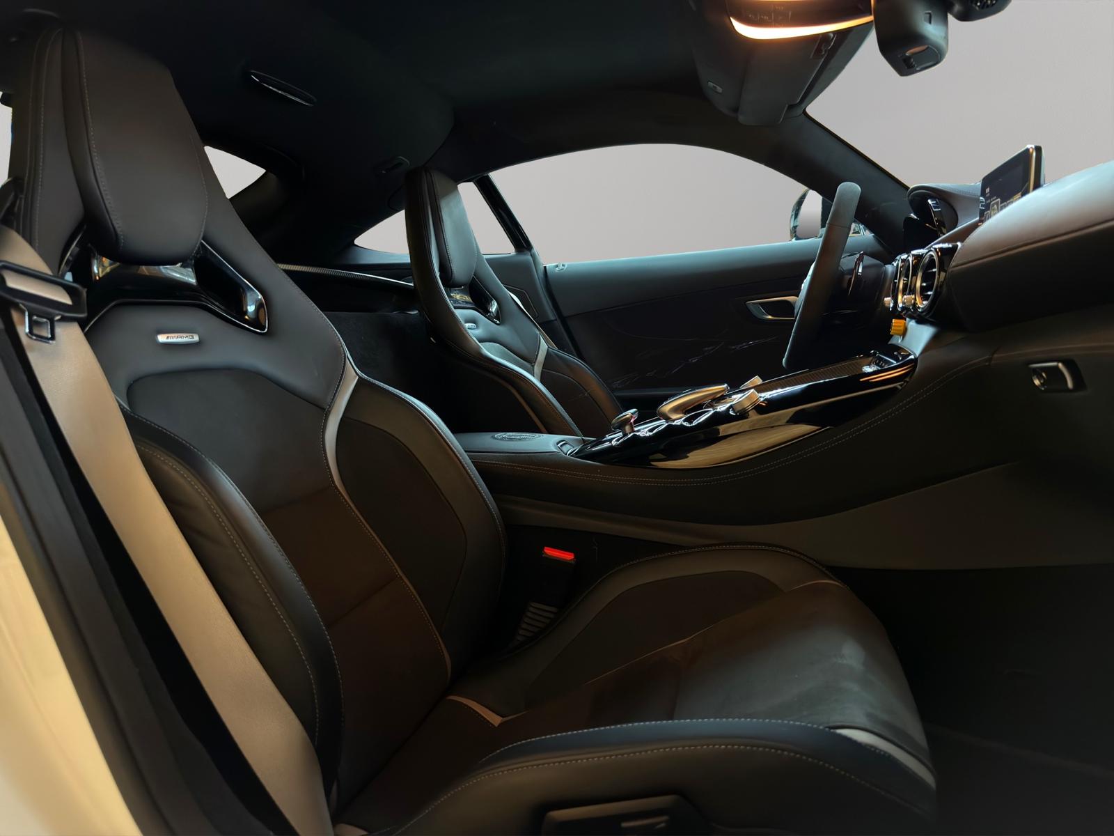 MERCEDES-BENZ AMG GT R Speedshift DCT-image-13