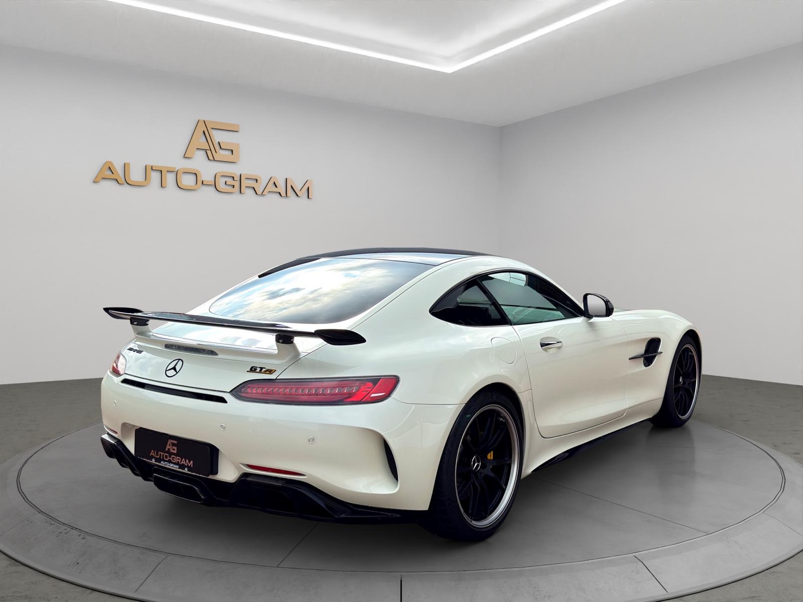MERCEDES-BENZ AMG GT R Speedshift DCT-image-4