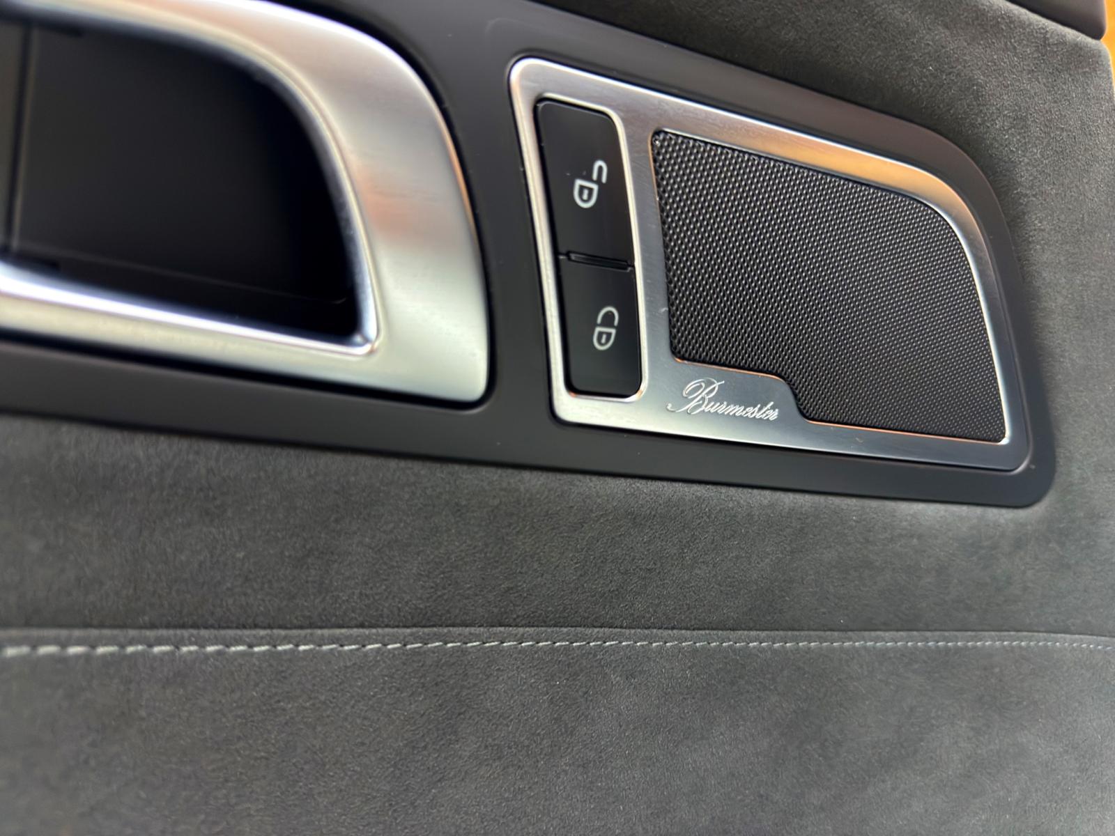 MERCEDES-BENZ AMG GT R Speedshift DCT-image-21