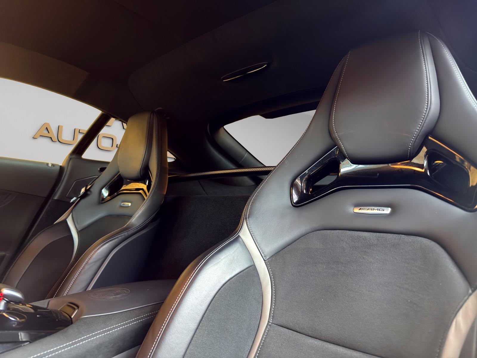 MERCEDES-BENZ AMG GT R Speedshift DCT-image-14