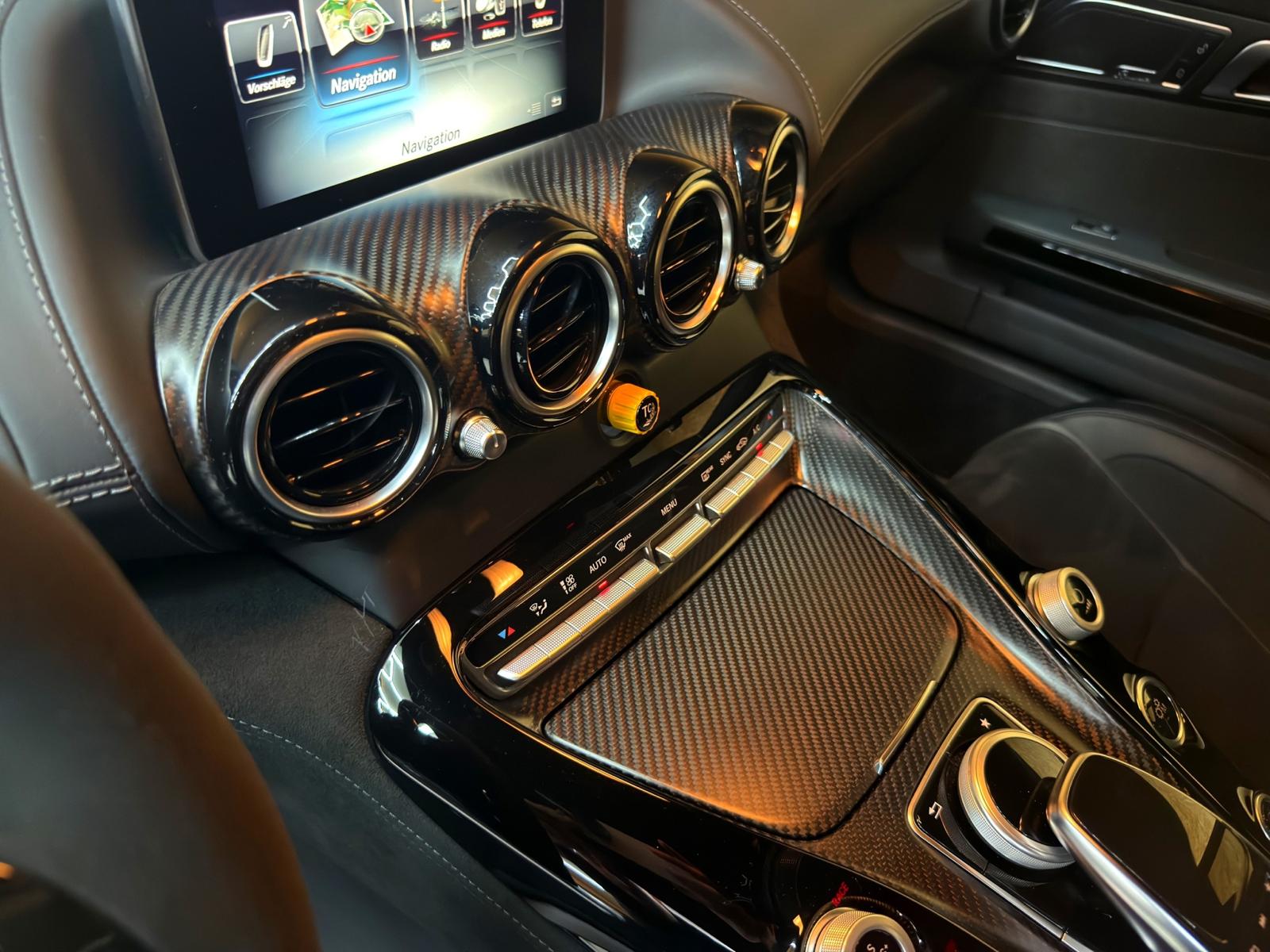MERCEDES-BENZ AMG GT R Speedshift DCT-image-22
