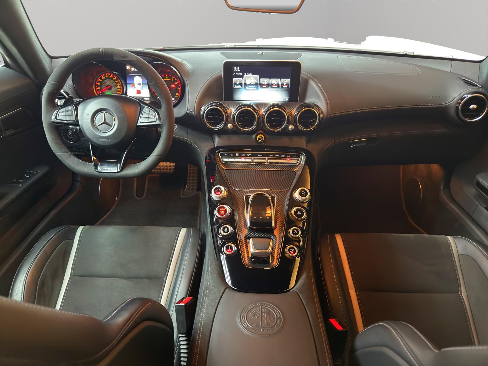 MERCEDES-BENZ AMG GT R Speedshift DCT-image-15