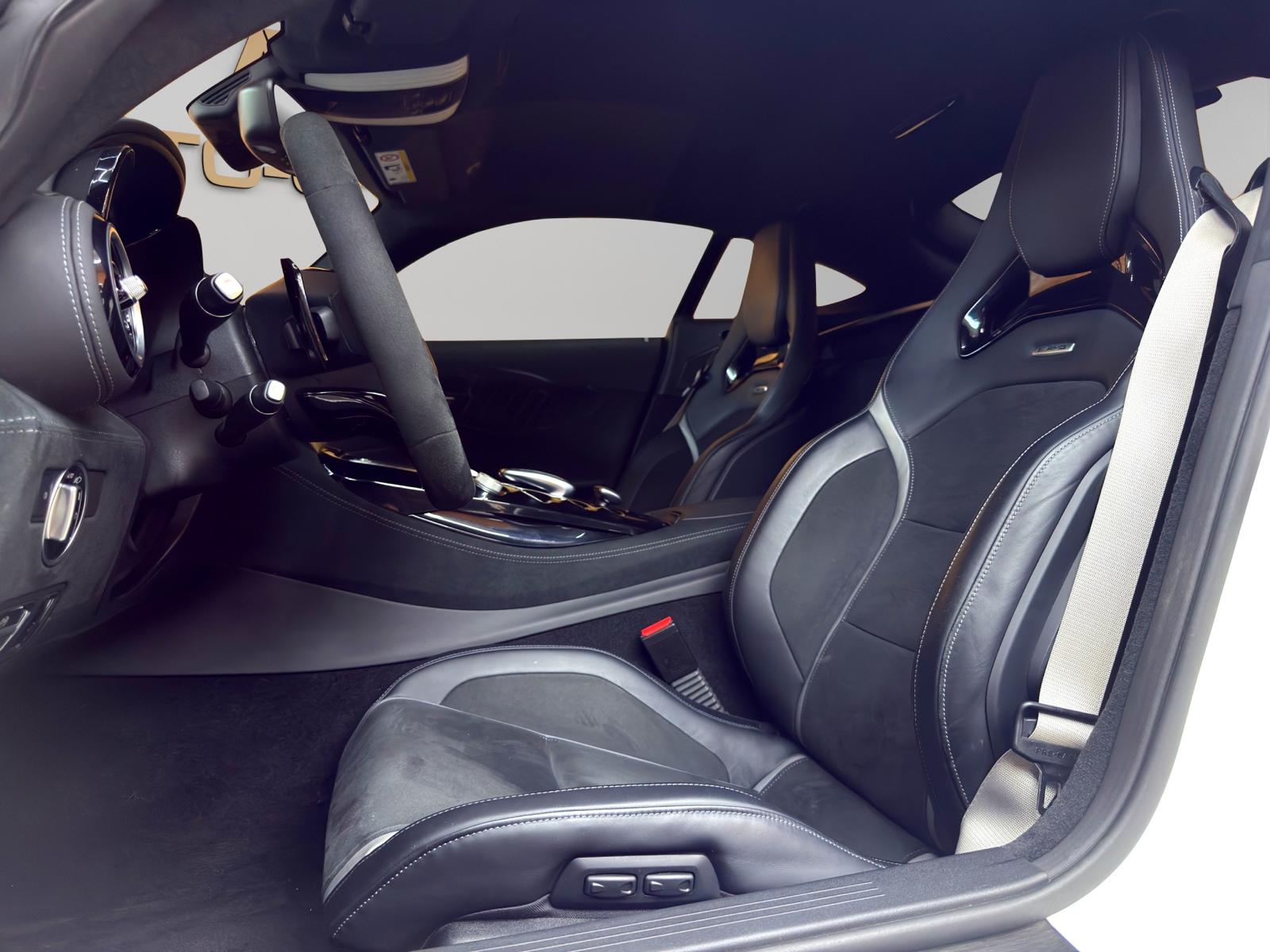 MERCEDES-BENZ AMG GT R Speedshift DCT-image-12