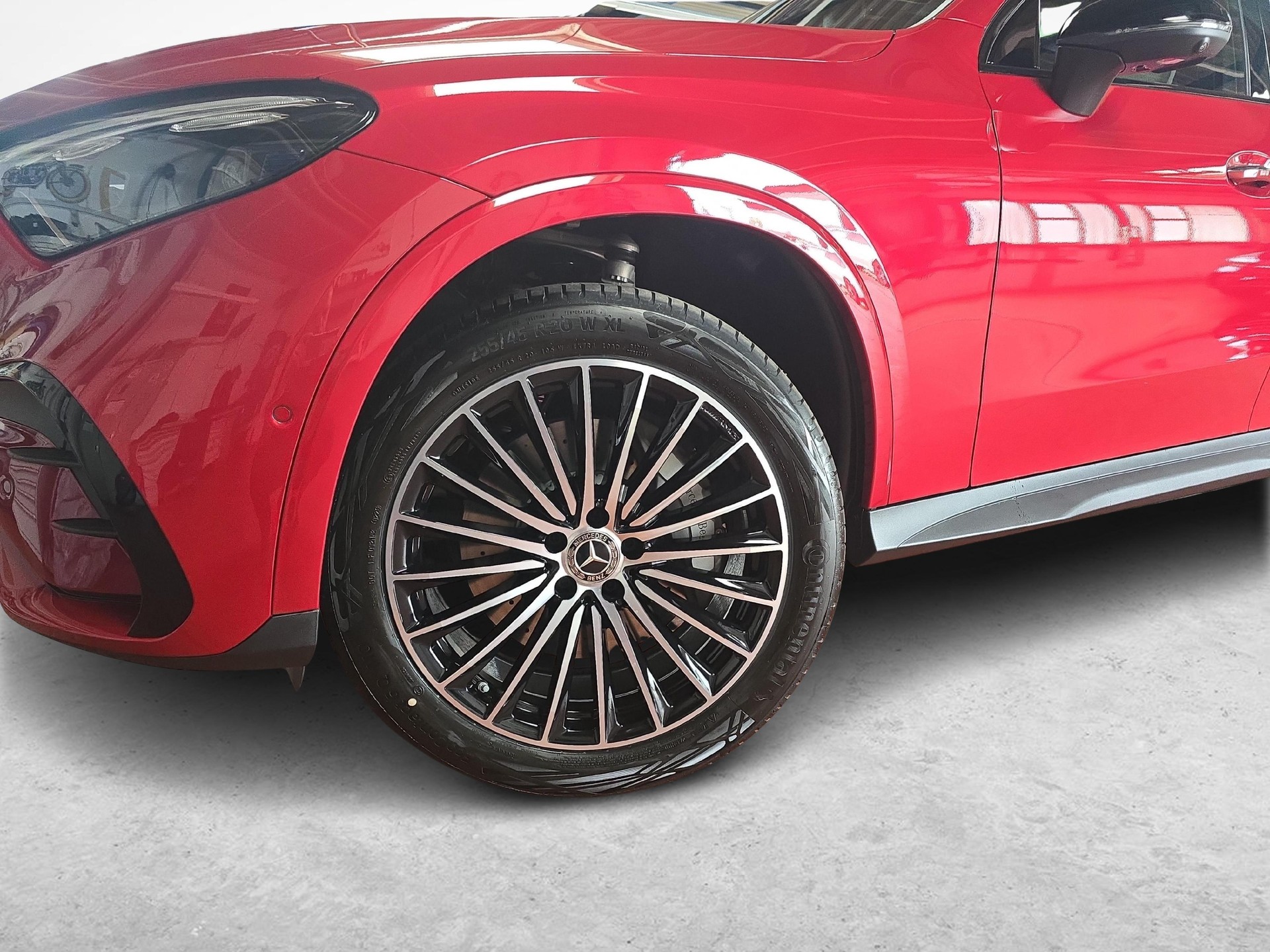 MERCEDES-BENZ GLC 400 e 4MATIC EQ Star AMG Line-image-10