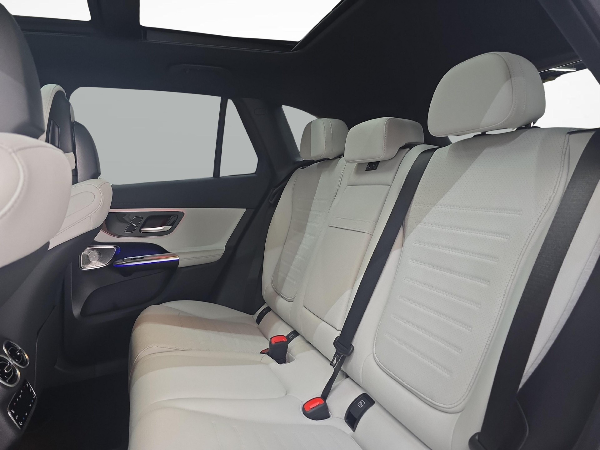 MERCEDES-BENZ GLC 400 e 4MATIC EQ Star AMG Line-image-8