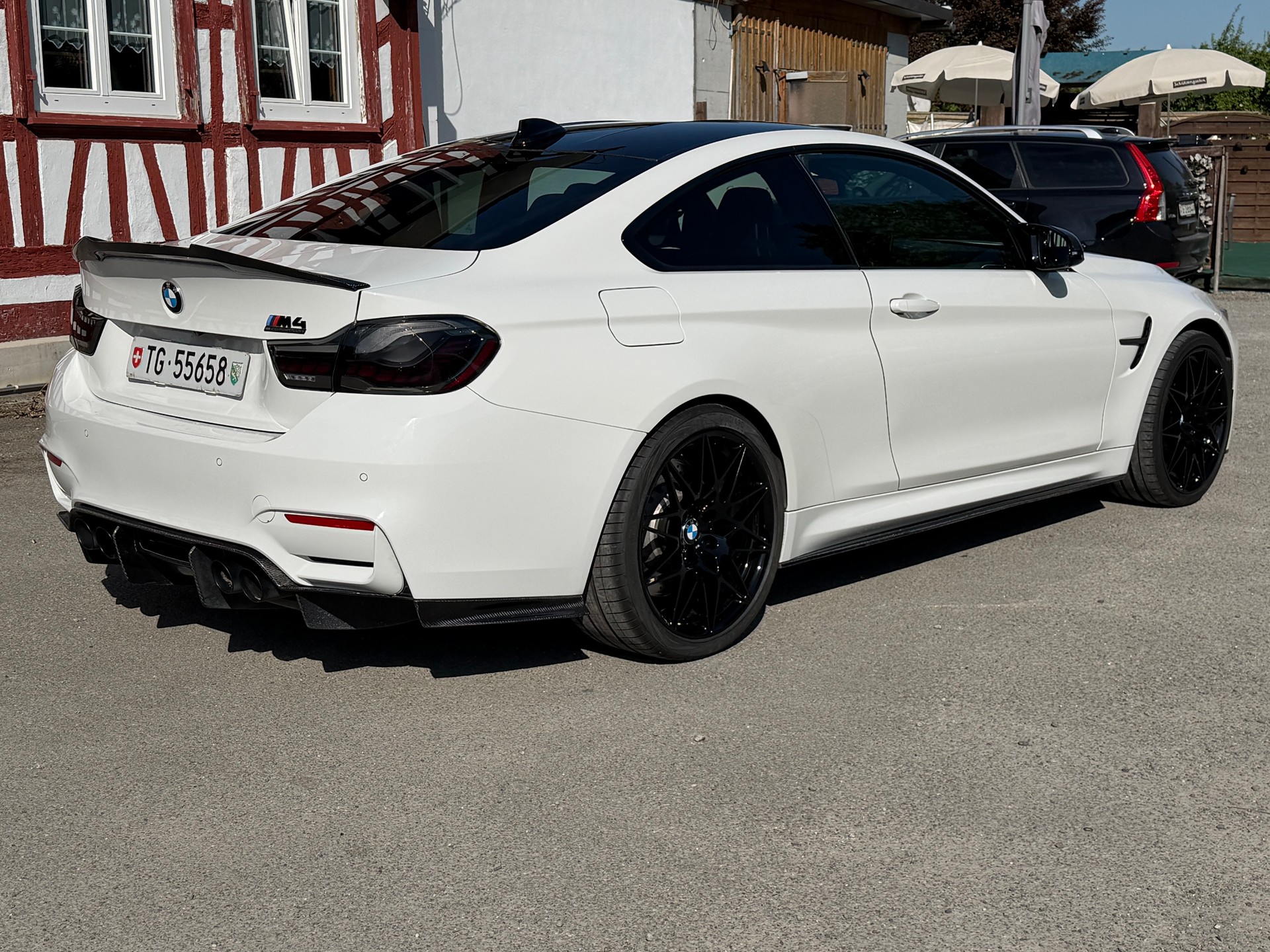 BMW M4 Competition-image-4
