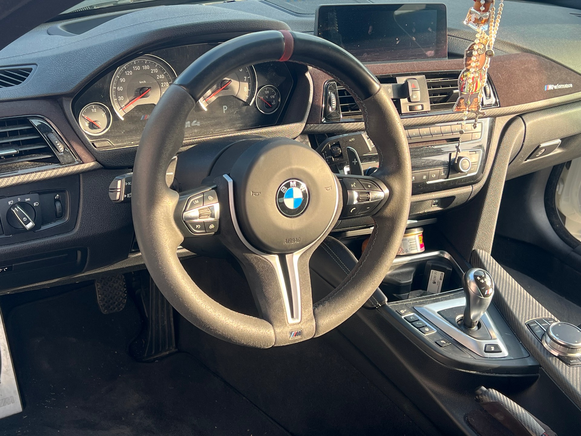 BMW M4 Competition-image-7